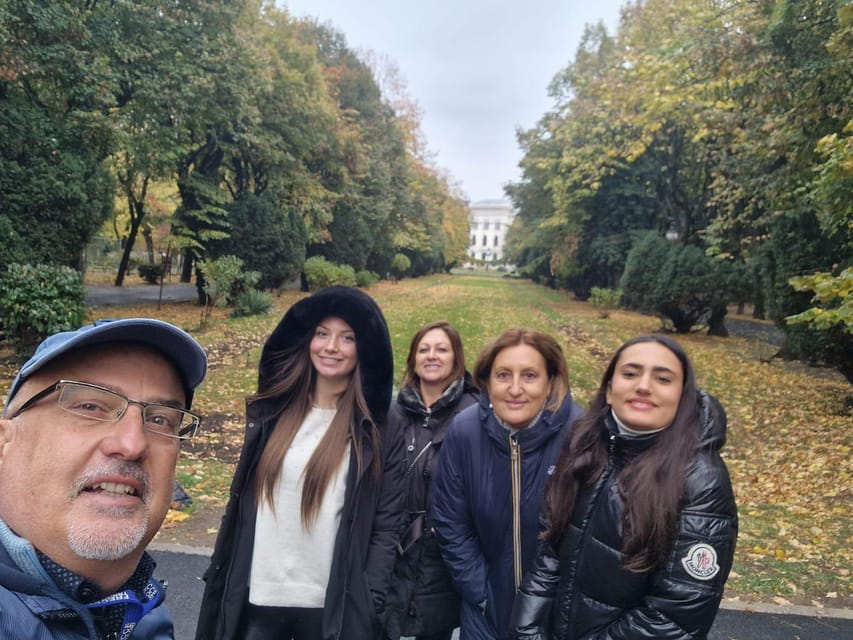Bucharest: private and exclusive Italian walking tour - Manuc’s Inn and Bucharest’s old commercial center