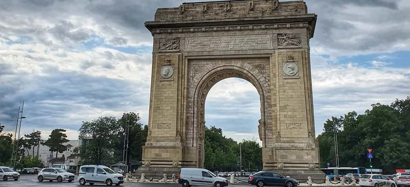Bucharest Private City Tour 4h with Hotel Pickup & Drop-Off - Key points at a glance