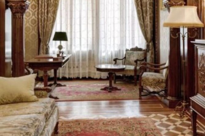 Bucharest Private Tour, Parliament Palace, Ceausescu House Visit - Who will get the most from this visit?