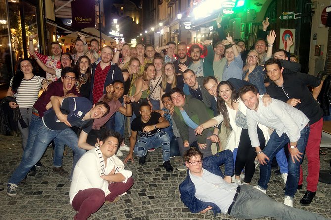 Bucharest Pub Crawl in the Old Town - What the guides add to the night
