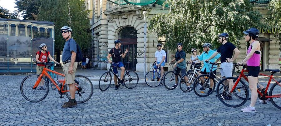 Bucharest Sightseeing Tour - Lipscani, the Princely Court, and the old merchant quarter