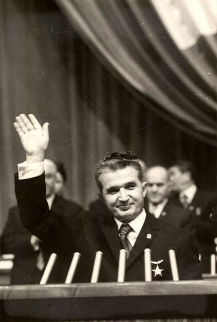 Bucharest: The "Last Days of Communism" Tour - Victoriei Square and the political center of Bucharest
