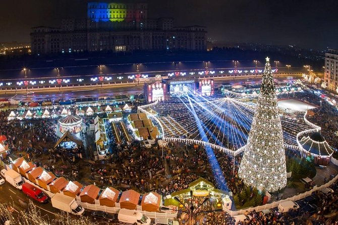 Bucharest: Tour of Christmas traditions & decorations - National Theatre decorations on the boulevard