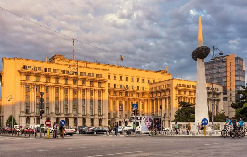 Bucharest: Tour of Old Town, Calea Victoriei & Communism - Macca-Vilacrosse Passage and a change of scale