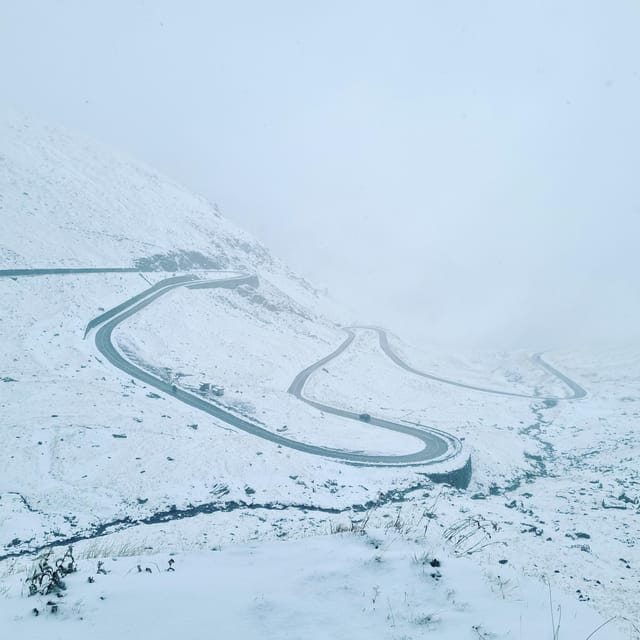 Bucharest: Transfagarasan Road - Small Group max 7 Tourists - Vidraru Dam: a practical mountain pause