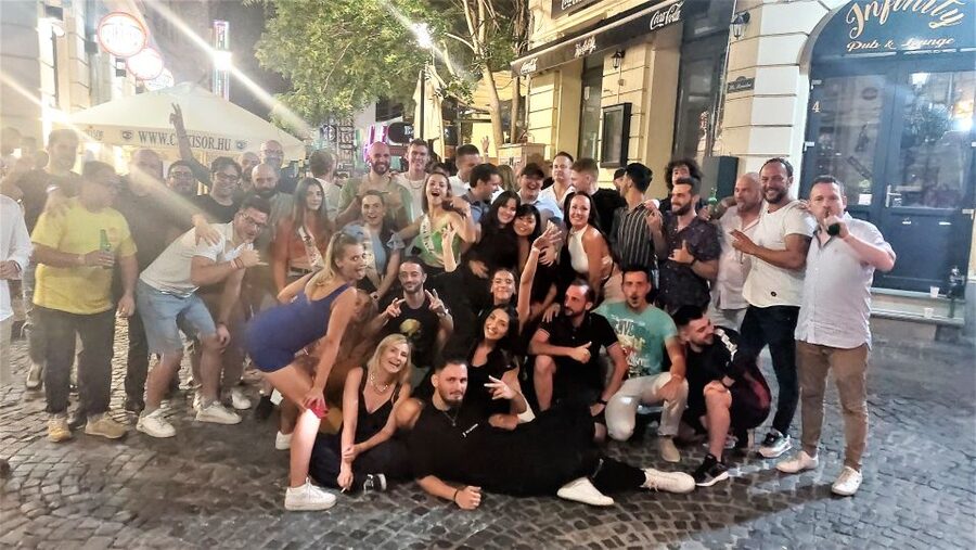 Bucharest: Weekend Pub Crawl - Key things to know before booking