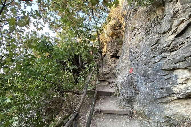 Bulgaria - Ivanovo Rock-Hewn, Hiking at Hotnitsa & Veliko Tarnovo - What the private vehicle and guide change