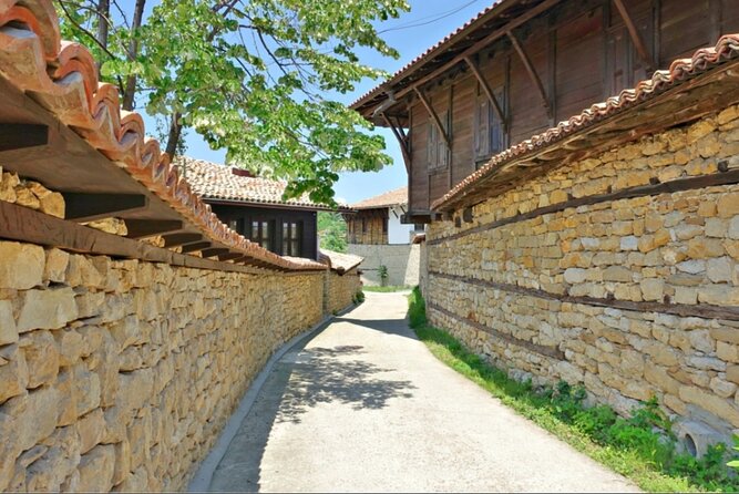Bulgaria -Private Tour- Basarbovo, Arbanasi, Veliko Tarnovo - Arbanasi and the Konstantsalieva House
