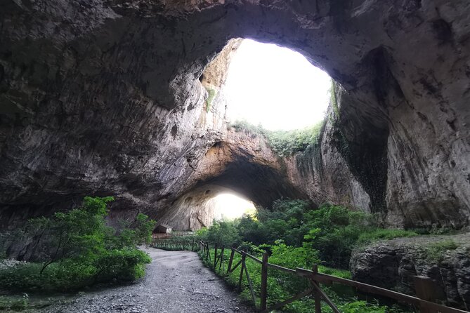 Bulgaria -Private Tour - Caves, Waterfalls, Hiking, National Park - Why this makes a good break from Bucharest