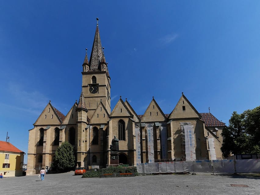 BV03-Sibiu & Transfăgărășan:Medieval Charm &Mountain Thrills - What your two hours in Sibiu can realistically cover