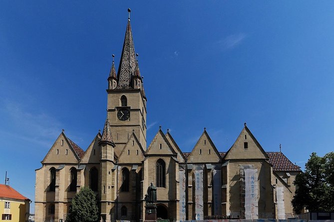 City Tour Sibiu in English - Piata Mica and the city’s smaller scale