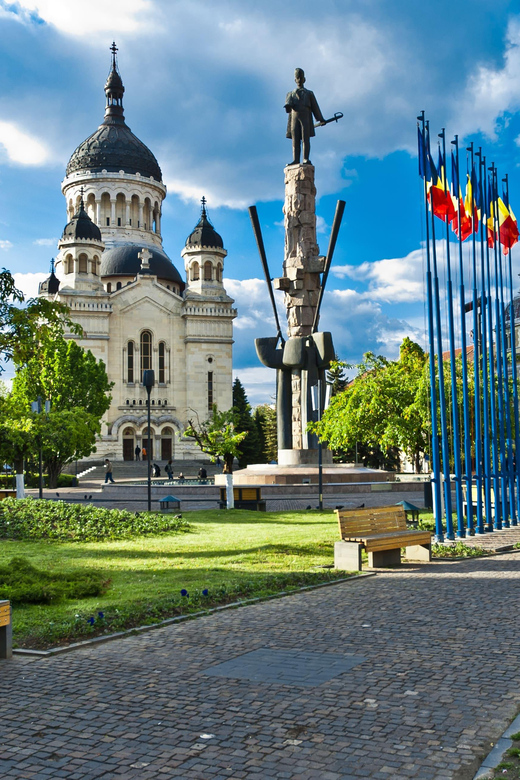 Cluj-Napoca: Old Town Walking Tour with a Local Guide - Kings, princes, monks, and commoners