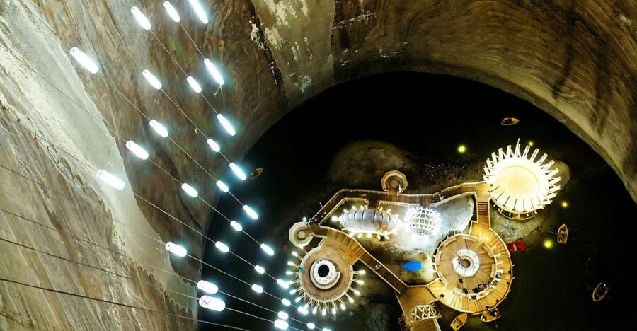 Cluj-Napoca: Turda Salt Mine & Alba Carolina Fortress Tour - Walking the six-pointed Alba Carolina Fortress