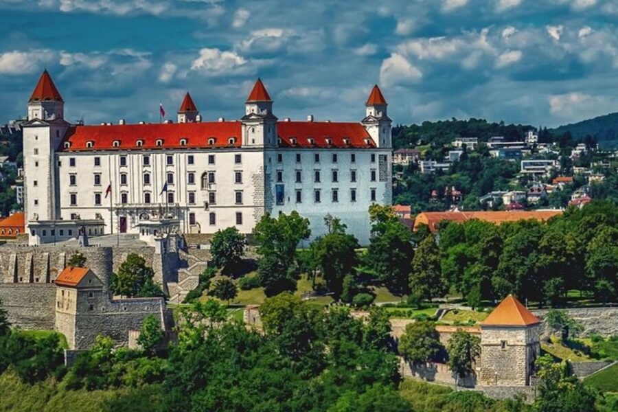 Cluj : Private Walking Tour with A Guide ( Private Tour ) - Taking the longer route through Cluj’s past