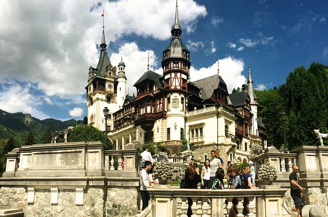 Count Dracula & Peles Castle in One Day from Bucharest - Food, timing, and practical planning