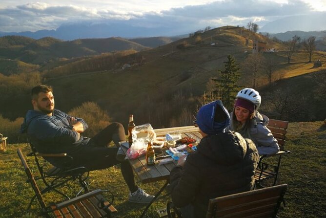 Cycling in Transylvania: Vulcan, Holbav, Cristian. - The paved climb from Vulcan to Holbav