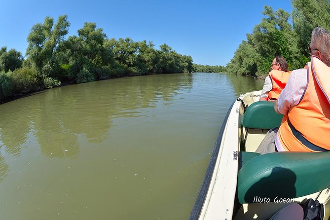 Danube Delta PRIVATE boat trip to Mila23 Village (guided tour) - Garla Sireasa and Garla Sontea