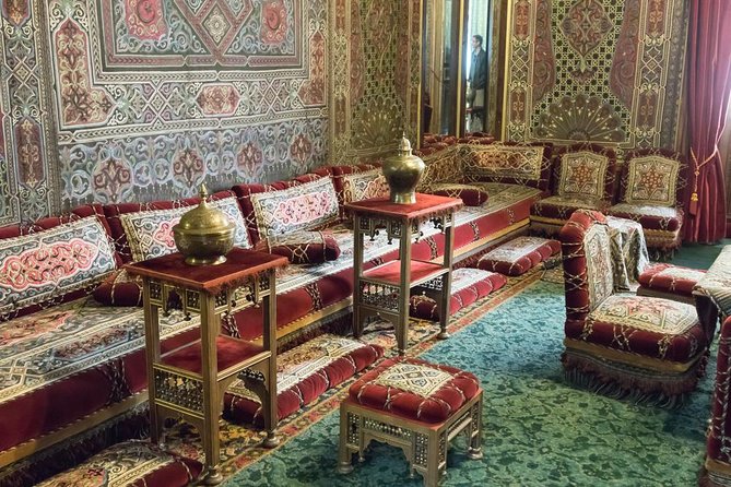 Day trip to Dracula's Castle, Peles Castle and Medieval Brasov - What the $37.25 price really buys