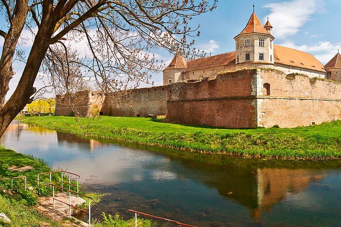Day Trip to Sibiu and Fagaras Fortress from Bucharest - The long road from Bucharest