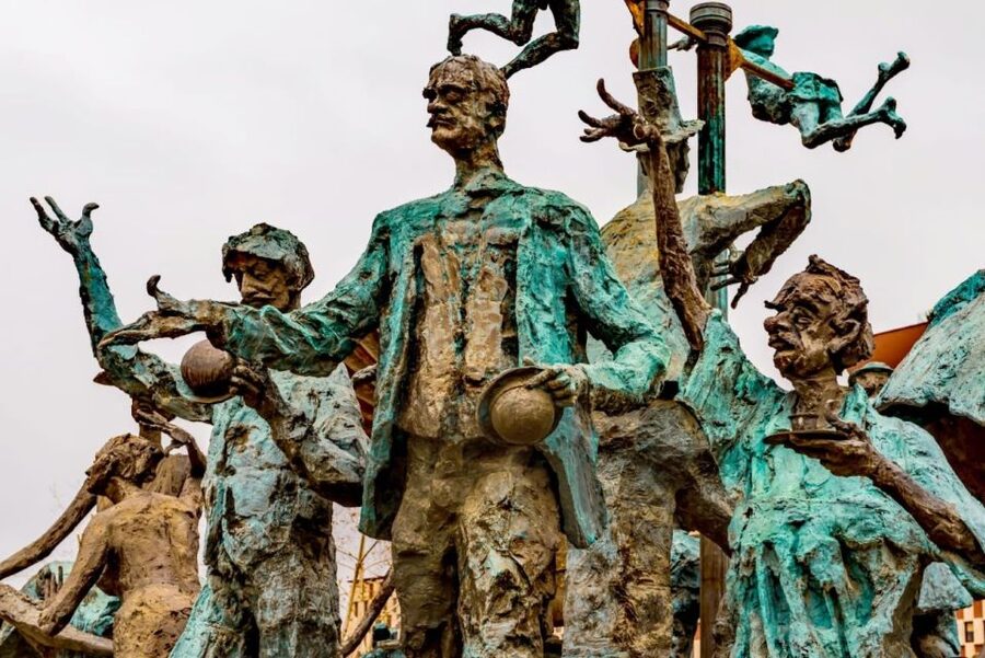 Discover Bucharest: Exclusive Half-Day Private City Tour - Who should book this Bucharest tour?