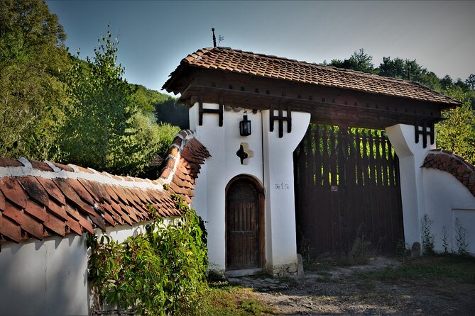 Discover King Charles III favourite places in Transylvania 7 Days Private Tours - Why This Tour Feels Different From a Standard Romania Circuit