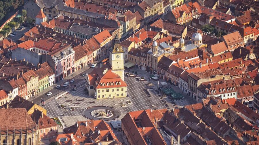 Discover Transylvania: Peles, Bran, Sighisoara in 2 days - Peles Castle in Sinaia: Romania’s royal calling card