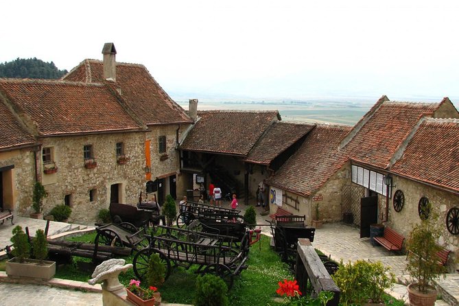Dracula Castle, Peles Castle and Rasnov Fortress from Brasov - A private vehicle makes the schedule easier
