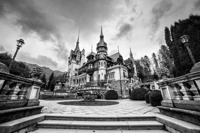 Dracula's Castle, Brasov and Peles Full-Day Tour from Bucharest - Peleș Castle in Sinaia: the most refined stop