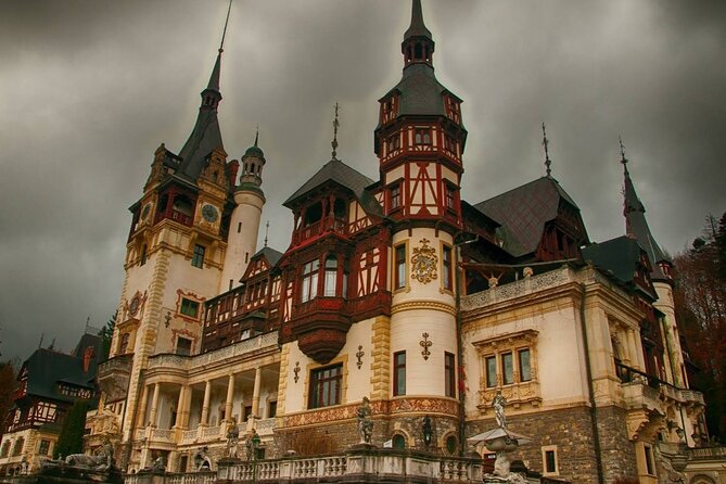 Dracula's Castle, Brașov city and Peleș Castle - Private tour - Why this private day trip works from Bucharest