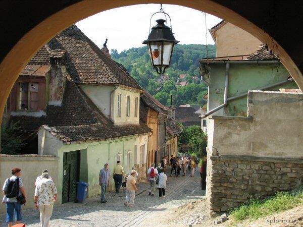 Dracula’s Castle & Sighisoara 2-Day Tour from Bucharest - Why this two-day route works from Bucharest