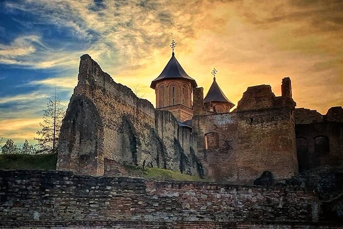 Dracula's Grave, Peleș Castle and Târgoviște Princely Court - Who will get the most from this day