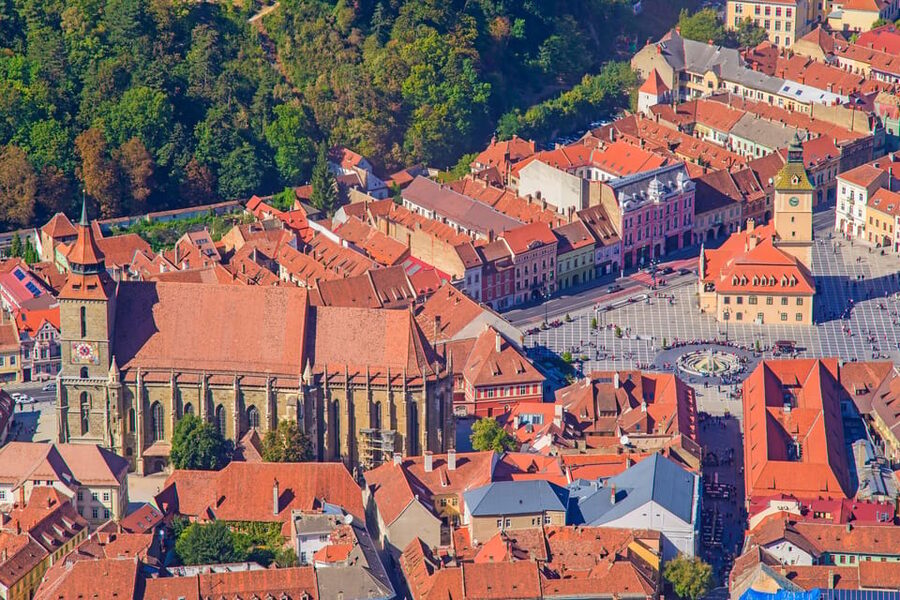 Exclusive 1-Day Minivan 8 : Dracula’s, Peles Castle & Brasov - Guide Languages and Audio Options