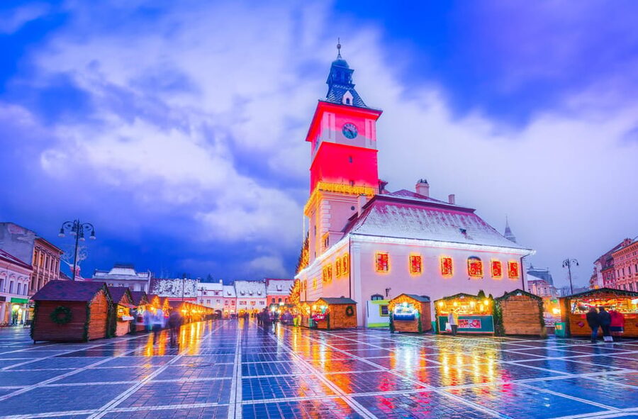 Exclusive 1-Day Minivan : Dracula’s, Peles Castle & Brasov - Who should book this experience?