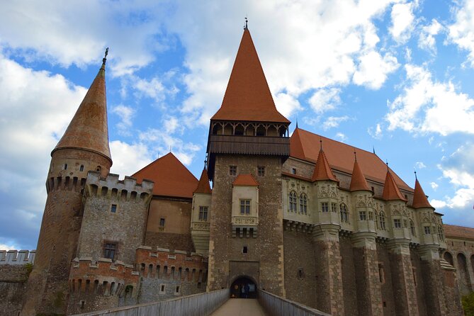 Exclusive Tour: Corvin Castle, Alba Iulia and traditional villages from Sibiu - Why this Sibiu day trip is worth considering