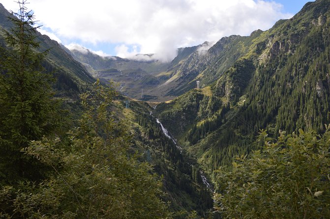 Exclusive Tour on Transfagarasan, Balea Lake, Balea and Capra Waterfalls - Who will get the most from this outing