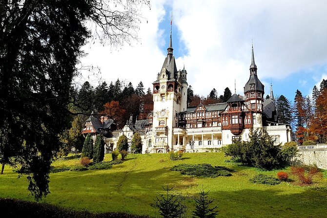 Executive Dracula Day Trip - See Bran & Peles Castle, Brasov from Bucharest - The right expectations for a 11 to 12-hour day