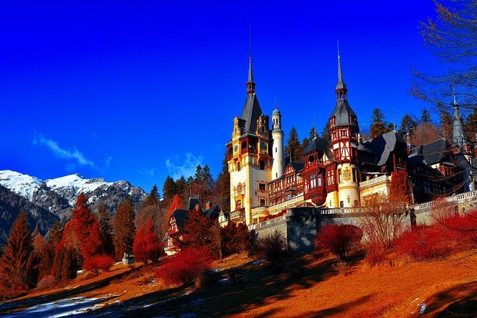 Fairytale Castles of Romania Tour - Bran Castle: separating Dracula from the building