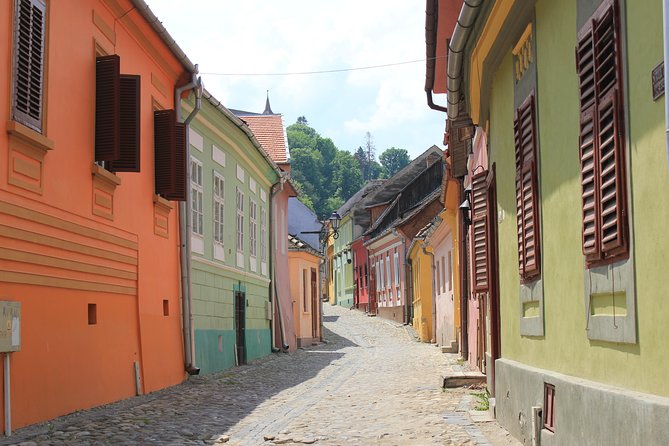 Fortified Church of Viscri and Sighisoara in Spanish (native Spanish guide). - Why Viscri and Sighisoara belong together