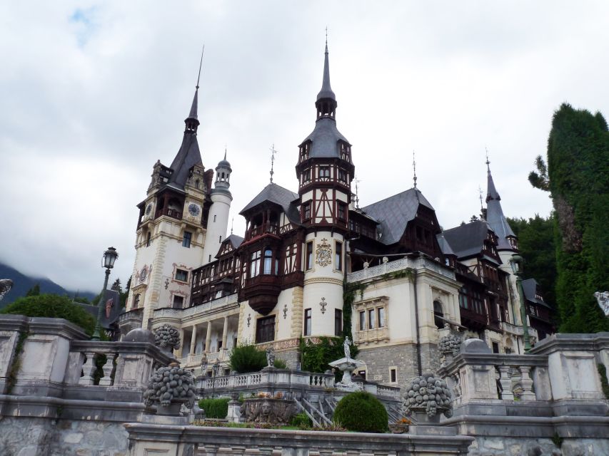 From Brasov: Tour of Castles and Surrounding Area - How much time do you get at each sight?
