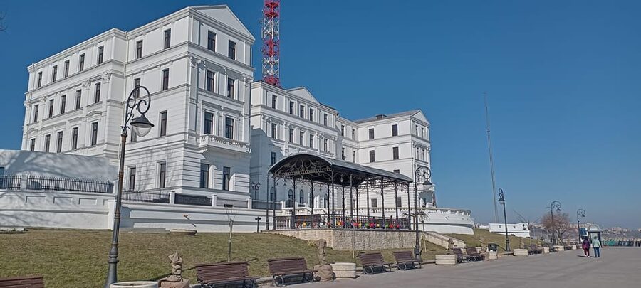 From Bucharest: Black Sea Constanța Day Tour - The 9:00 departure and road to the coast