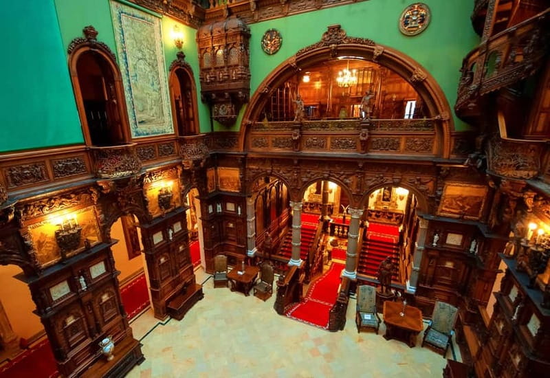 From Bucharest: Bran, Peles Castle & Brasov Private Day Tour - The ride from Bucharest into the mountains