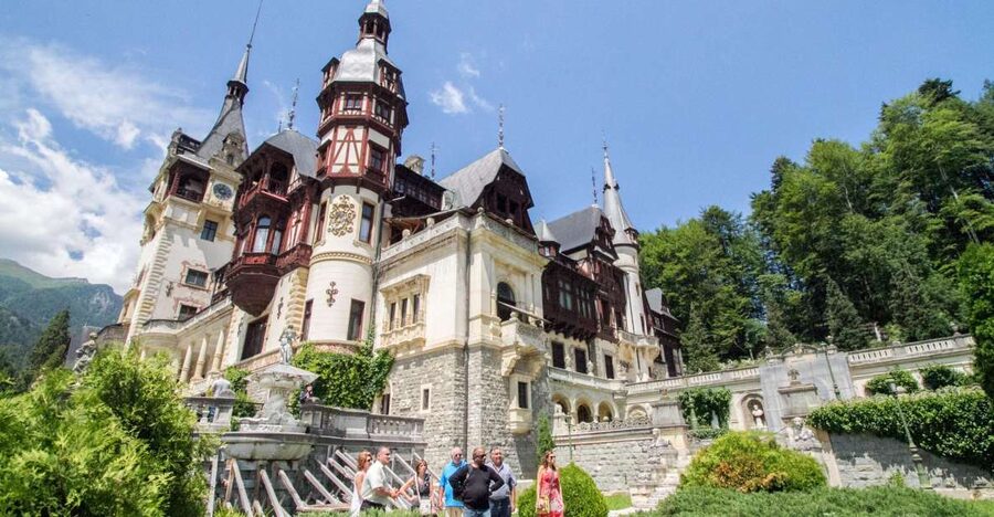 From Bucharest: Brasov Peles & Dracula's Castle Day Tour - Bran Castle and the Dracula question