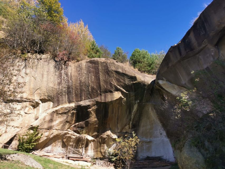 From Bucharest: Carpathian Villages and Sinaia Day Trip - Riding the gondola to 2,100 meters