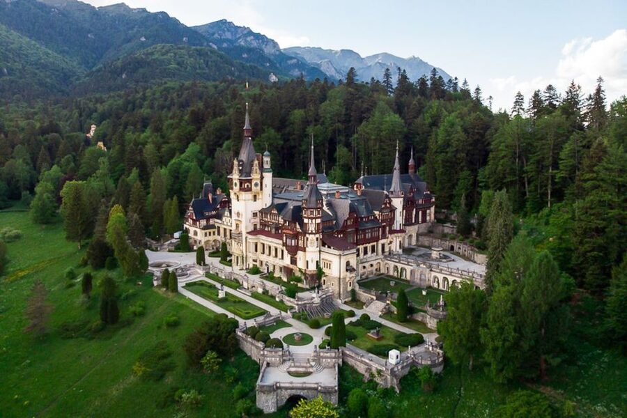 From Bucharest: Day Trip to Sinaia - Why Sinaia makes a strong day trip from Bucharest