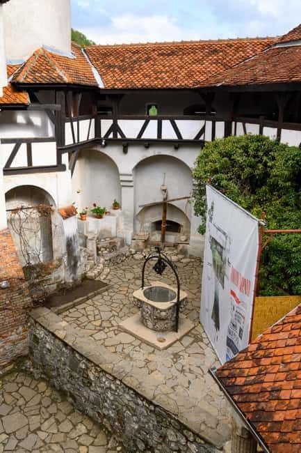 From Bucharest: Dracula's castle, Peles Castle and Brasov - Is $32 good value?