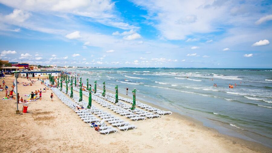 From Bucharest: Full-Day History, Sun & Fun at the Black Sea - Constanta Casino and the Restored Promenade