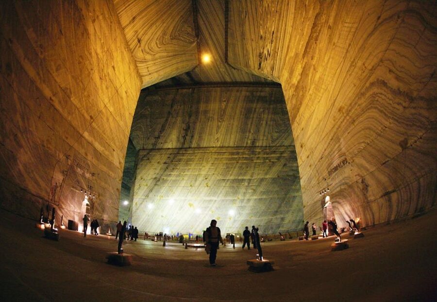 From Bucharest: Slănic Prahova Salt Mine Ticket and Transfer - Should You Book the Slănic Prahova Salt Mine Tour?
