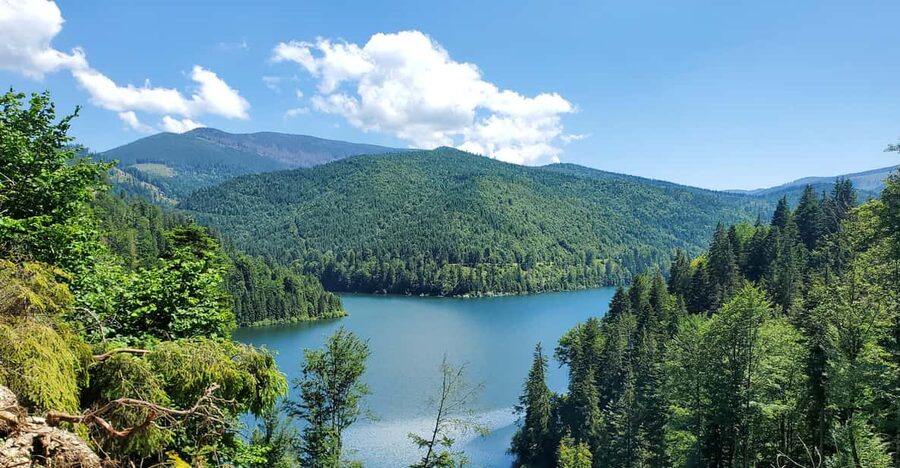 From Cluj: Mountain Bike around Lake Dragan - Starting in central Cluj and reaching the mountains