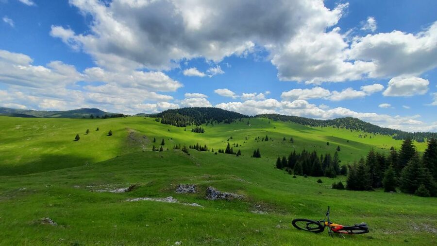 From Cluj-Napoca: Carpathian Mountains Guided Scenic Hike - Why the Apuseni Mountains make a good day trip