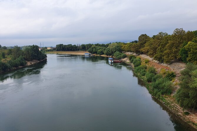 Full-Day Private Tour to the Black Sea from Bucharest - What the private vehicle and guide add